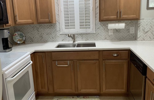 Central Beach Condo | Oceanfront sunrise condo