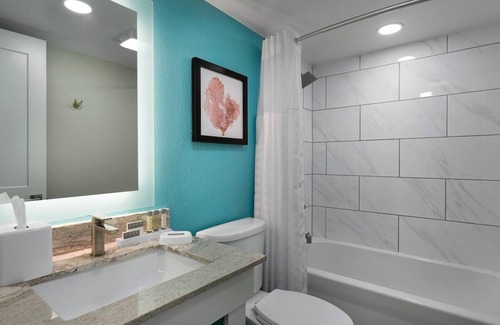 Myrtle Beach Resort | Oceanfront Three Bedroom Condo 11th Floor