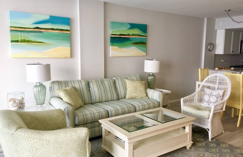 Wrightsville Beach Condo | Oceanfront, Updated condo, 2-Bedroom, 6th floor, The Islander