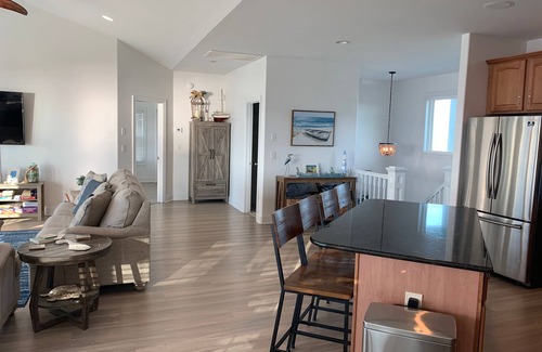McCutcheon Field House | Oceanfront North Topsail Beach House with a View