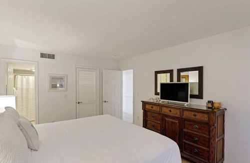 Spinnaker Beachhouses Condo | Oceanfront Villa Condo - Private Beach