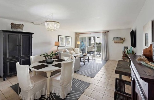 Spinnaker Beachhouses Condo | Oceanfront Villa Condo - Private Beach