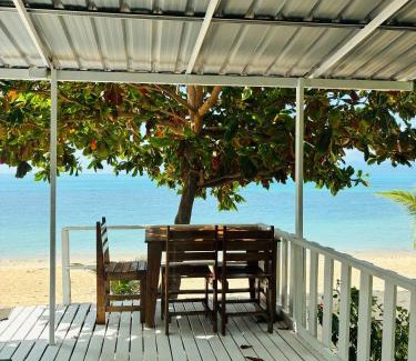 Bang Po Villa | Oceanfront Villa at Bang po Beach-Koh Rooms