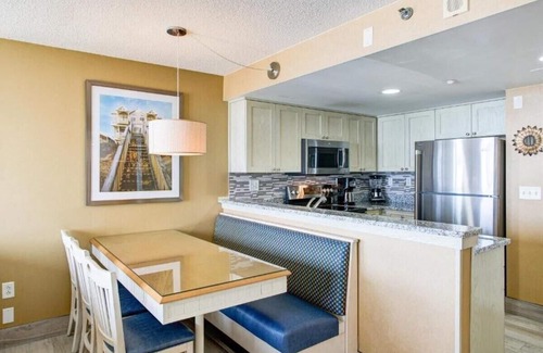 Virginia Beach Apartment | OCEANFRONT! Virginia Beach Boardwalk, 1-Bedroom, sleeps 6, beach, dolphins, fun
