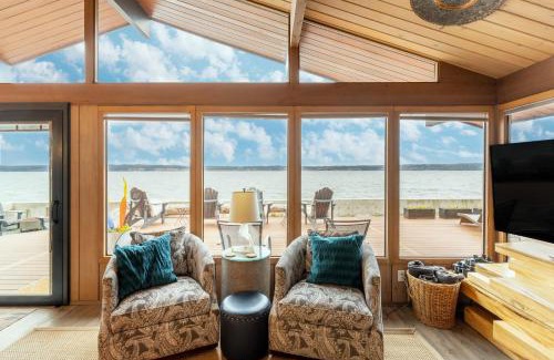 Bells Beach House | Oceanfront w Game Room Fire Pit Panoramic Views Angels Landing by AvantStay