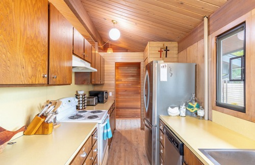 Bells Beach Cabin | Oceanfront w/Game Room, Fire Pit, Panoramic Views | Angels Landing by AvantStay