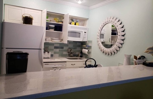 Virginia Beach Condo | Oceanfront Walkout on to beach, 2 Bdrm