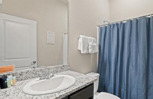 Miramar Beach Apartment | Oceanic Oasis