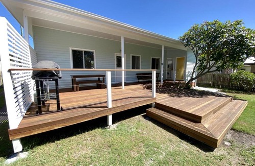 North Haven House | Oceans 12