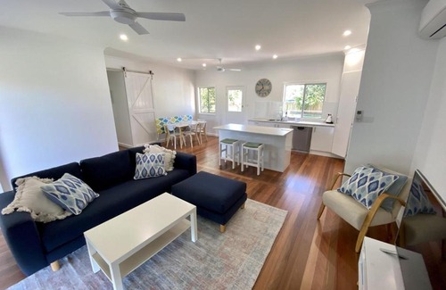 North Haven House | Oceans 12