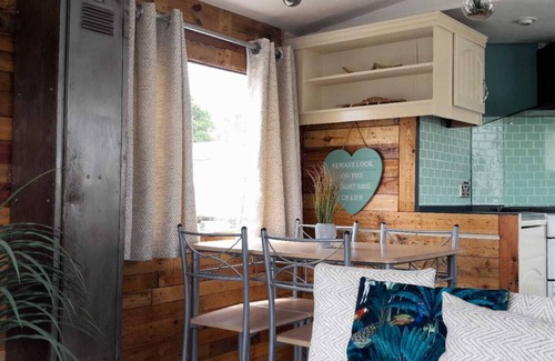 Par Cabin | Oceans Drift 4 Berth Holiday Static Caravan