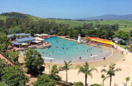 Windang House | Oceans Escapes @ Windang