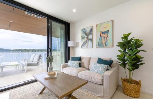 Batemans Bay Apartment | Oceanside Apartment with Bay Views