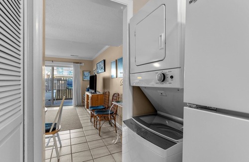 Pine Knoll Shores House | OCEANSIDE COMPLEX WITH POOLS & EASY BEACH ACCESS.