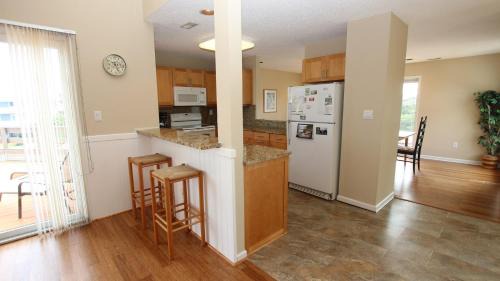 Corolla Light House | Oceanside, Community Pools, Close to Beach, Community Amenities, 607, Beach Ball Villa