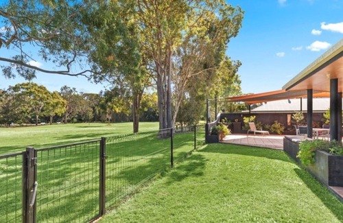 Point Vernon House | Oceanside Escape in Point Vernon
