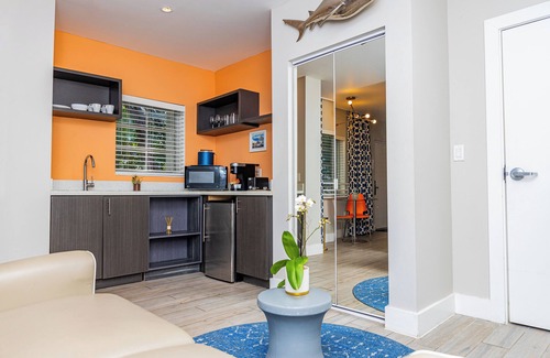 Mid Beach Hotel | Oceanside Hotel and Suites
