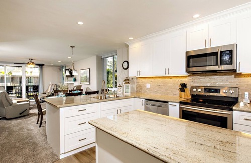 Townsite Condo | Oceanside Oasis
