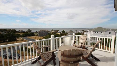 Duck House | Oceanside, Ocean and Sound Views, Sun Decks, Rec Rm, SEA12, Farrview
