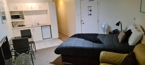 Mount Maunganui Apartment | Oceanside Resort Internal Ground Floor Studio Unit Privately Owned in Mt Maunganui No External window or Air Conditioning