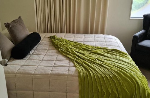 Mount Maunganui Apartment | Oceanside Resort & Twin Towers
