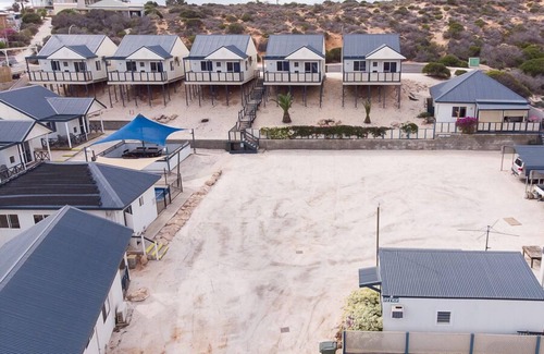 Denham House | Oceanside Village