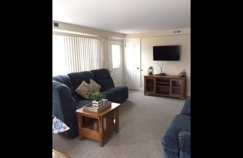 North Beach Haven House | Oceanside. WIFI. Washer & Dryer. Oceanside home in Brant Beach on long beach island new jersey
