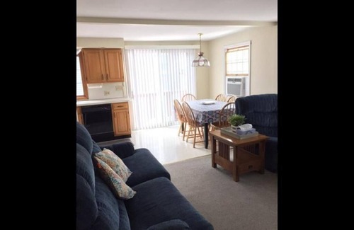 North Beach Haven House | Oceanside. WIFI. Washer & Dryer. Oceanside home in Brant Beach on long beach island new jersey
