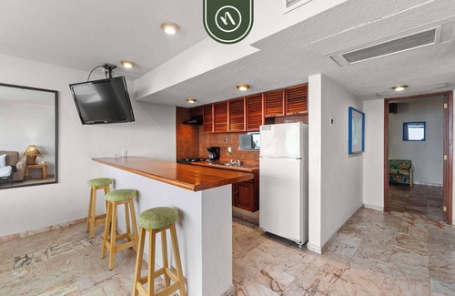 Los Ramblases Apartment | Oceanview 1 BR Condo - Pool - Cleaning Included