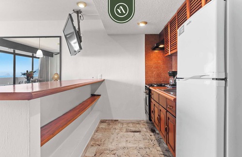 Los Ramblases Apartment | Oceanview 1 BR Condo - Pool - Cleaning Included