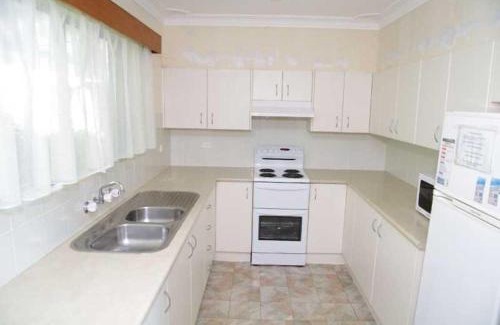Crescent Head House | Oceanview, 6 Stewart Street