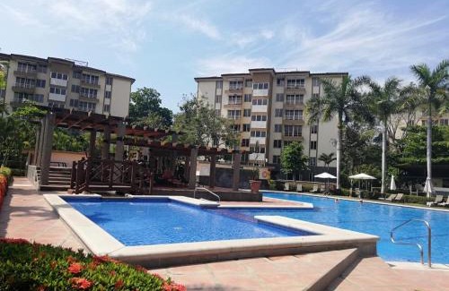 Barrio Santa Lucia Apartment | Oceanview 6th Floor Jaco Condo