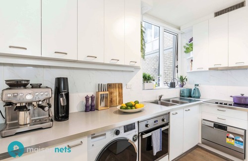 Bellevue Hill Apartment | Oceanview Escape Near Bondi Beach & Bondi Junction