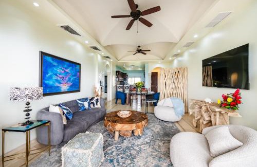 Tamarindo Apartment | Oceanview In Town Huge Pool Beach Acss