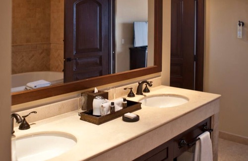 Paraiso Escondido Resort | Oceanview Luxury Villa at Montecristo Estates – Your Private Cabo Escape Awaits