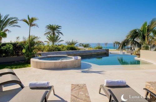 El Bledito Villa | Oceanview Luxury Villa w Pool Hot Tub BBQ Area