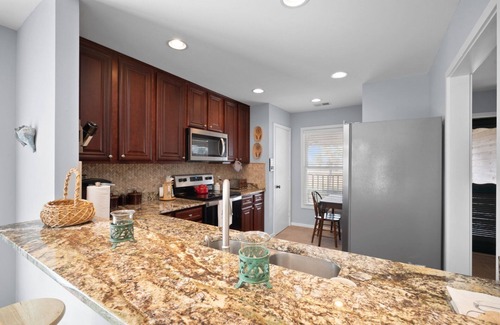 Oceanmarsh Subdivision House | Oceanview, Pet Friendly in Pelican Point