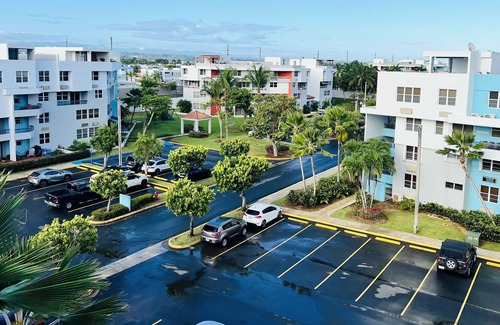 Puerto Nuevo Apartment | Oceanview Three-Level Penthouse with Roof Deck