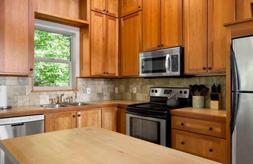 Copalis Beach House | OceanView Villa - High speed starlink internet and hottub