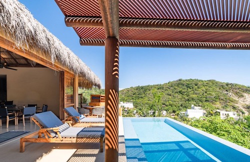 R Villa | Oceanview W/ Theater Room & Exclusive Beach Access