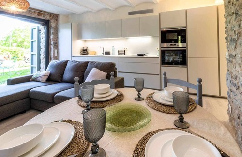 Sobrestany Apartment | Ocells de Montgrí – Rural apartment in the Empordà