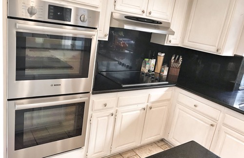 Mission Viejo Villa | OCLuxeBnB: Resort-Style Extended Stay Home by the Lake