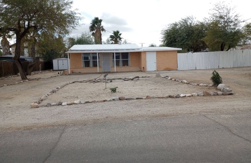 Ocotillo House | Ocotillo ca. 6 blocks from 8 fwyn1.5 hour east of San DiegonRiding,hiking, stars