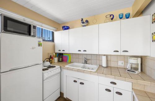 Twin Palms House | Ocotillo Turquoise Hideaway by Oranj Palm