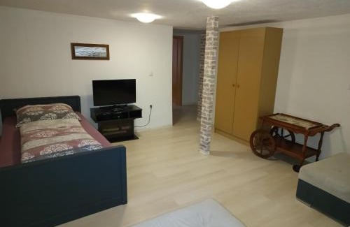 Hofgeismar Apartment | OCTOPUS-2 Monteurwohnung in Zentrum! 2-zkb im 2og