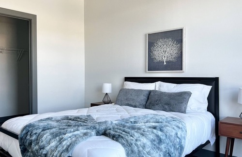 West Des Moines Apartment | ✧Odyssey at Keystone | Charming 1BD Apartment✧