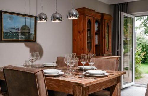 Tinnum House | Oene