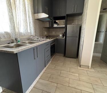 Ekurhuleni House | Oewerpark Accommodation