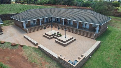 Ekurhuleni House | Oewerpark Accommodation