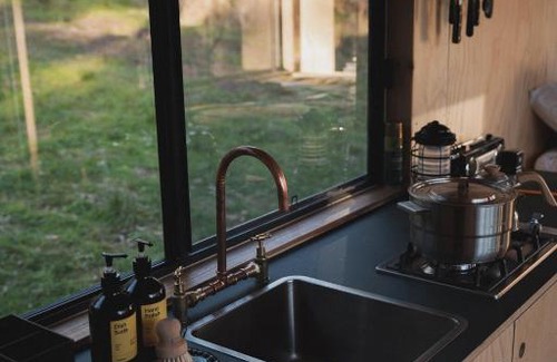 Pokolbin House | Off-Grid Cabin in the Hunter Valley - Hazel
